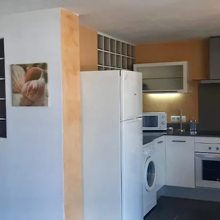 Loft Biniancolla شقة
